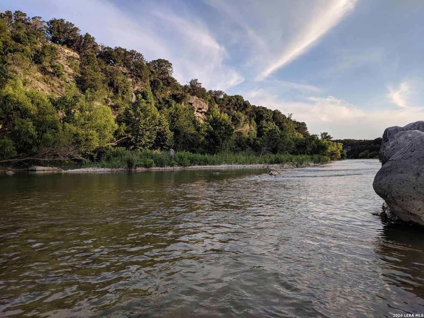 1333 Comanche Path Bandera, TX 78003 - Photo 7 of 41