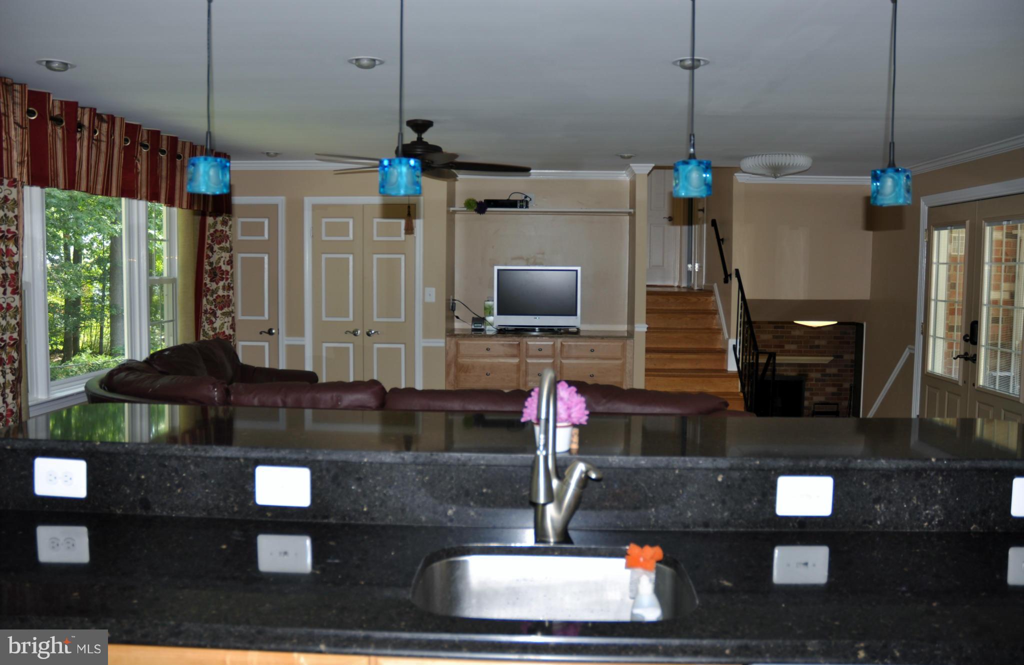 8822 Side Saddle Road Springfield, VA 22152 - Photo 2 of 26 Interior (General)