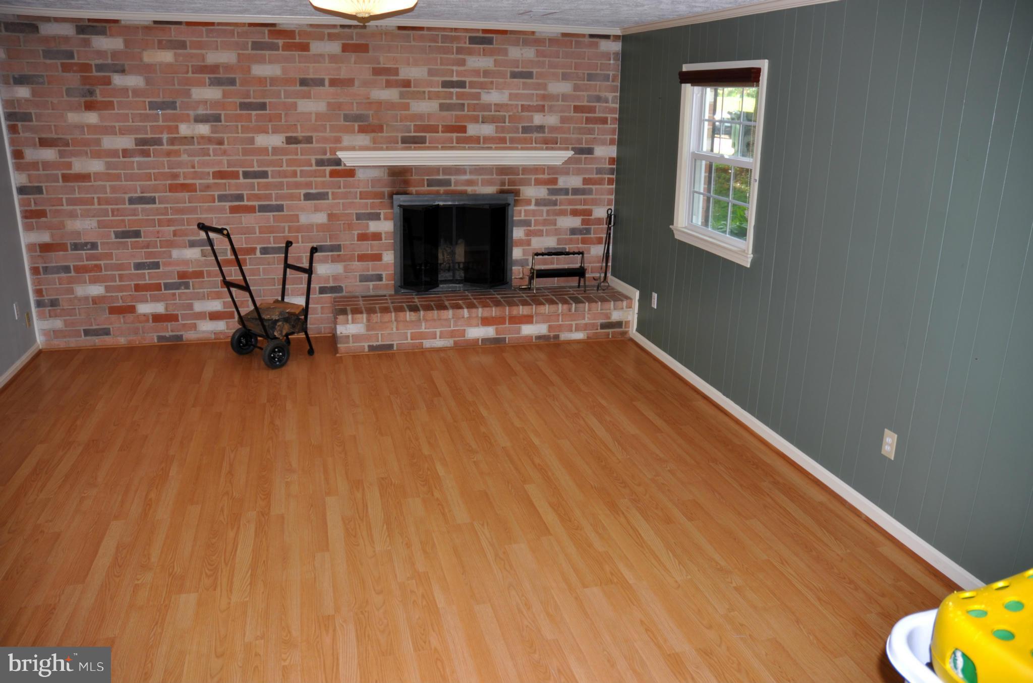 8822 Side Saddle Road Springfield, VA 22152 - Photo 16 of 26 Family Room