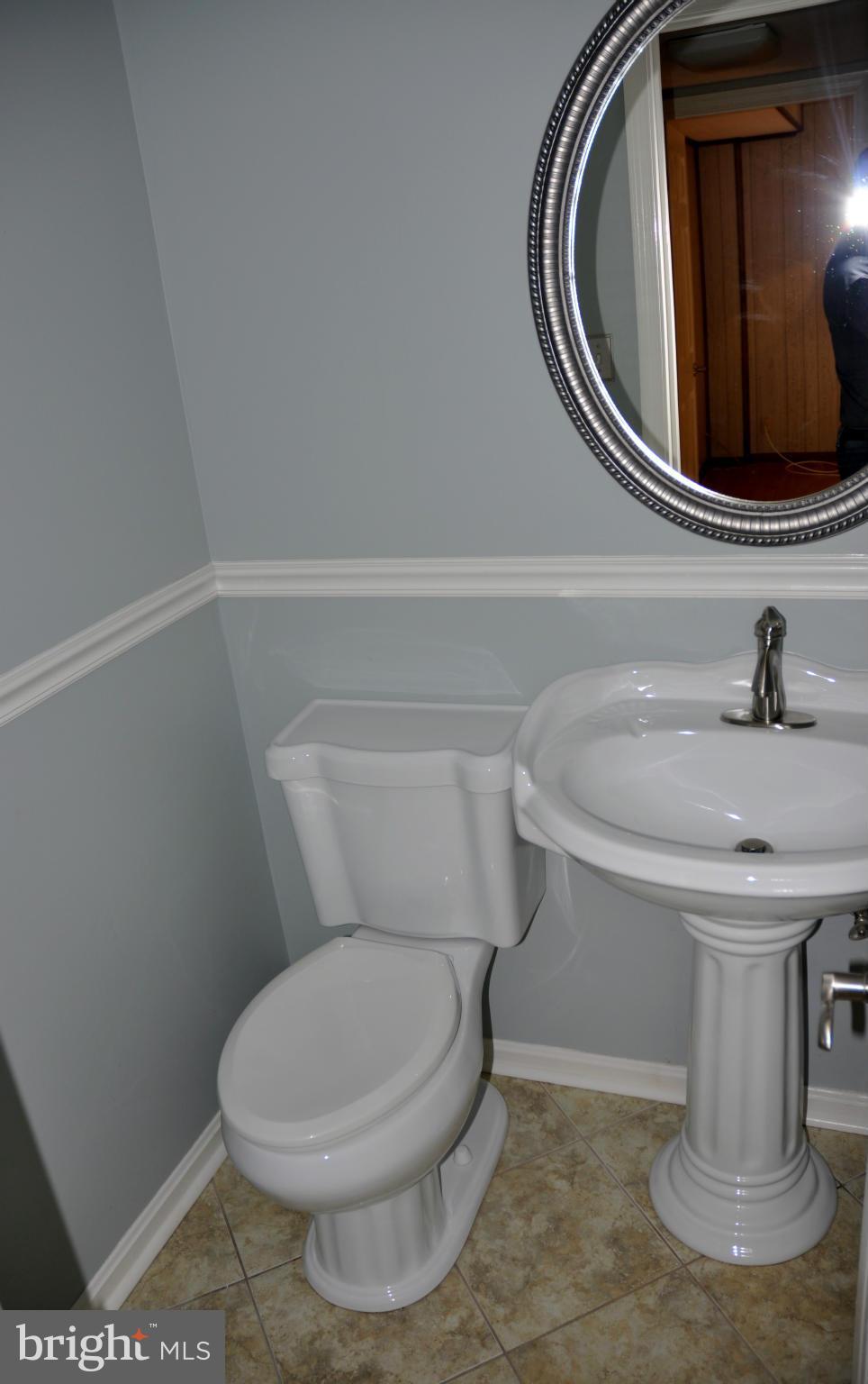 8822 Side Saddle Road Springfield, VA 22152 - Photo 18 of 26 Bath