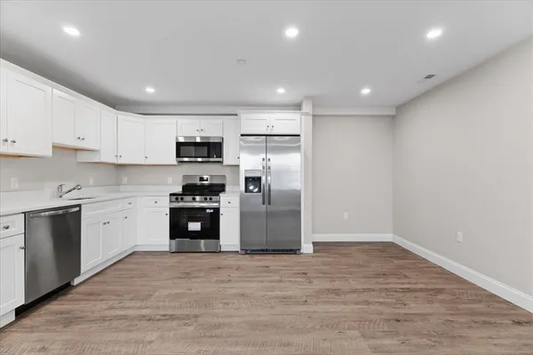 $2,100 | 202 Central Street, Unit A, Avon, MA 02322