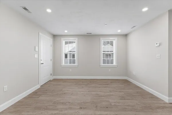 $2,100 | 202 Central Street, Unit A, Avon, MA 02322