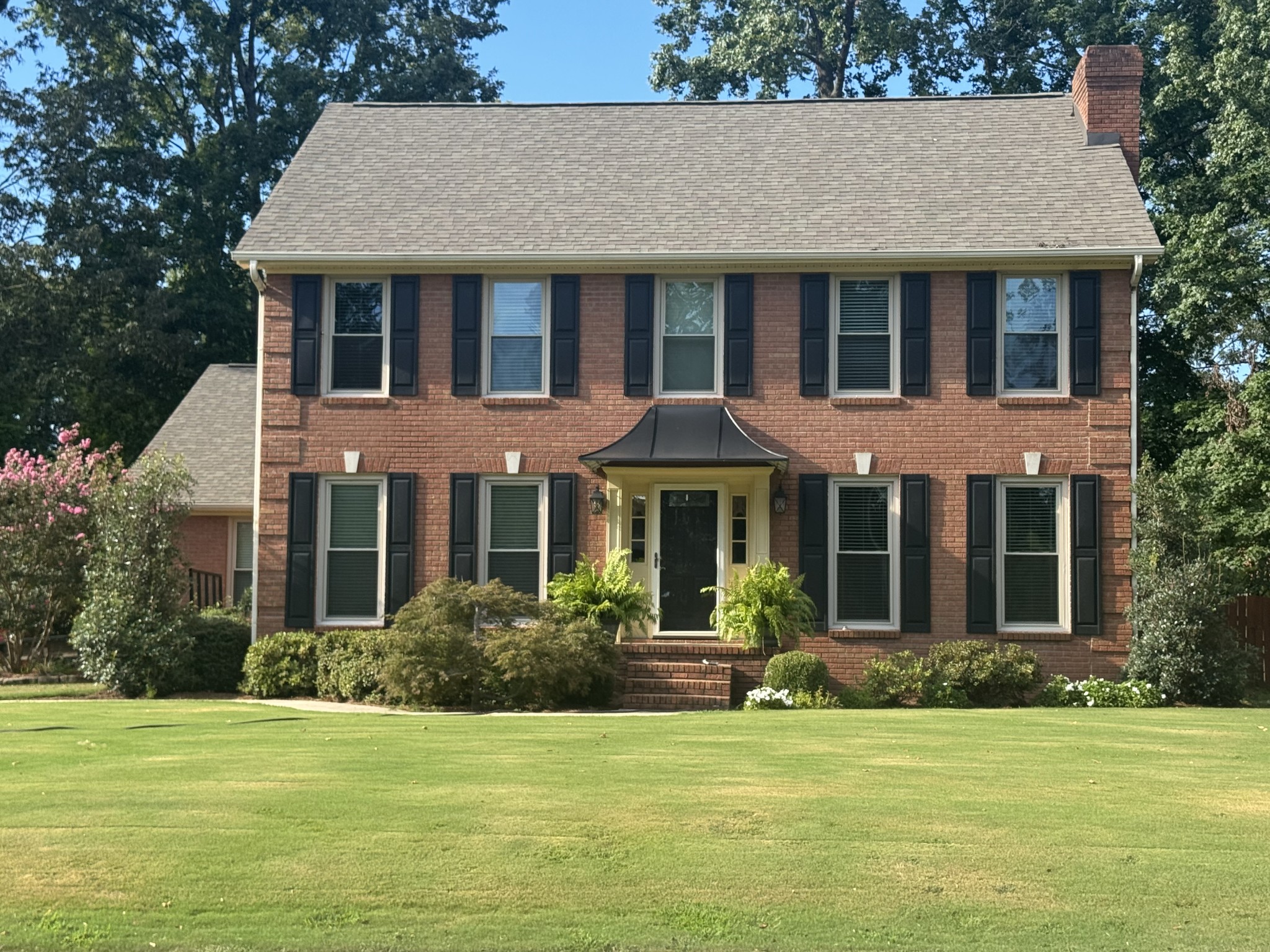 122 Royal Oak Road Florence, AL 35633 - Photo 3 of 46