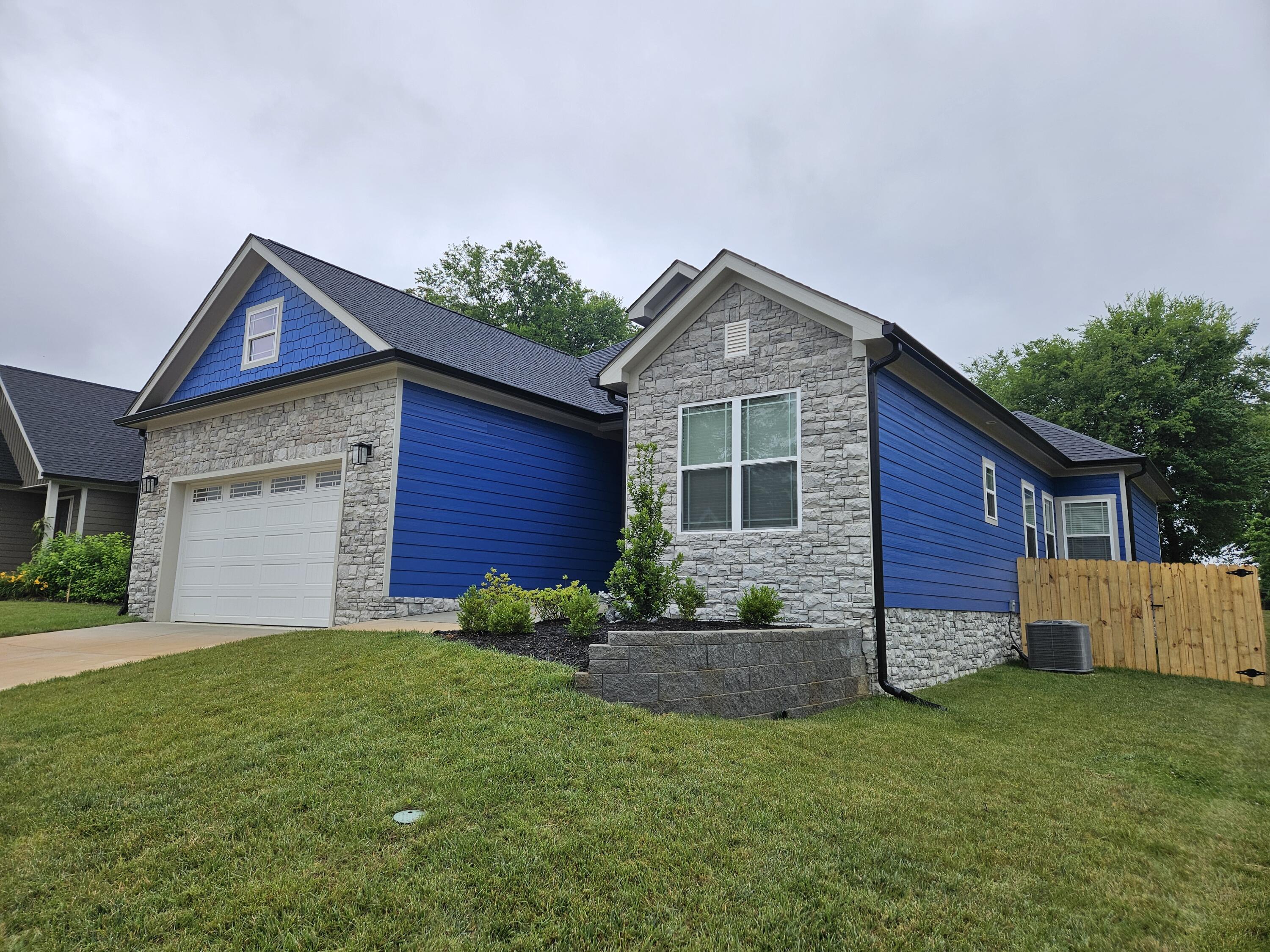 6841 Carnell Way Chattanooga, TN 37421 - Photo 1 of 8 1000018521