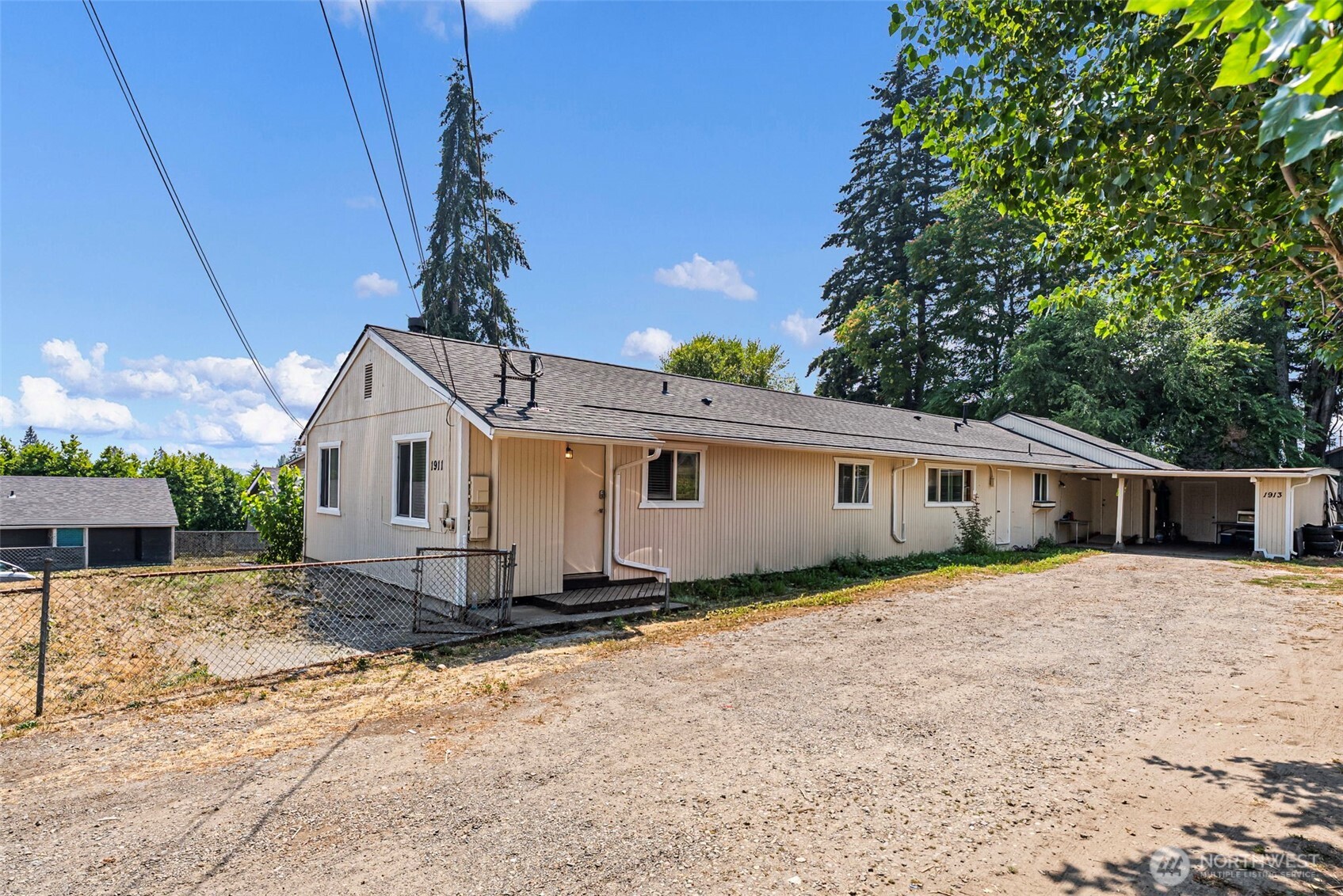 1911 Sheridan Road Bremerton, WA 98310 - Photo 1 of 19 Gallery Image 1