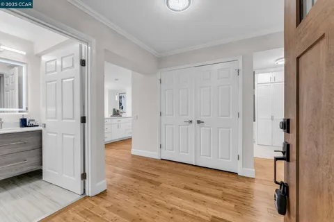 a view of a kitchen and dining room