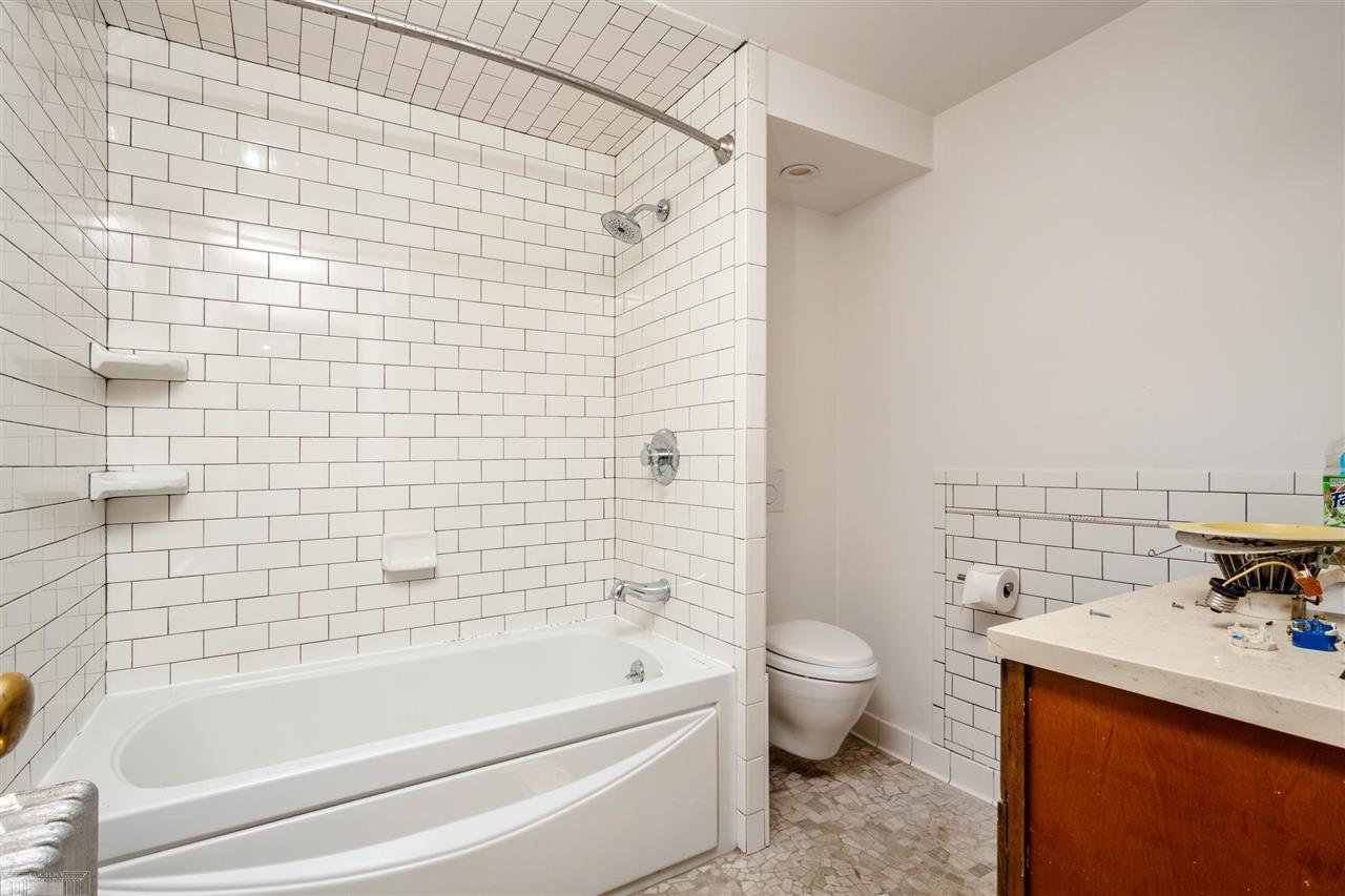 253 Moross Road Grosse Pointe Farms, MI 48236 - Photo 28 of 43