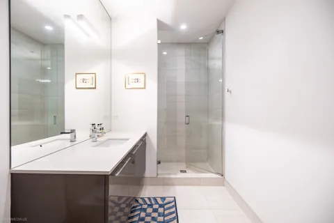 $1,250,000 | 111 South Peoria Street, Unit 309, Chicago, IL 60607