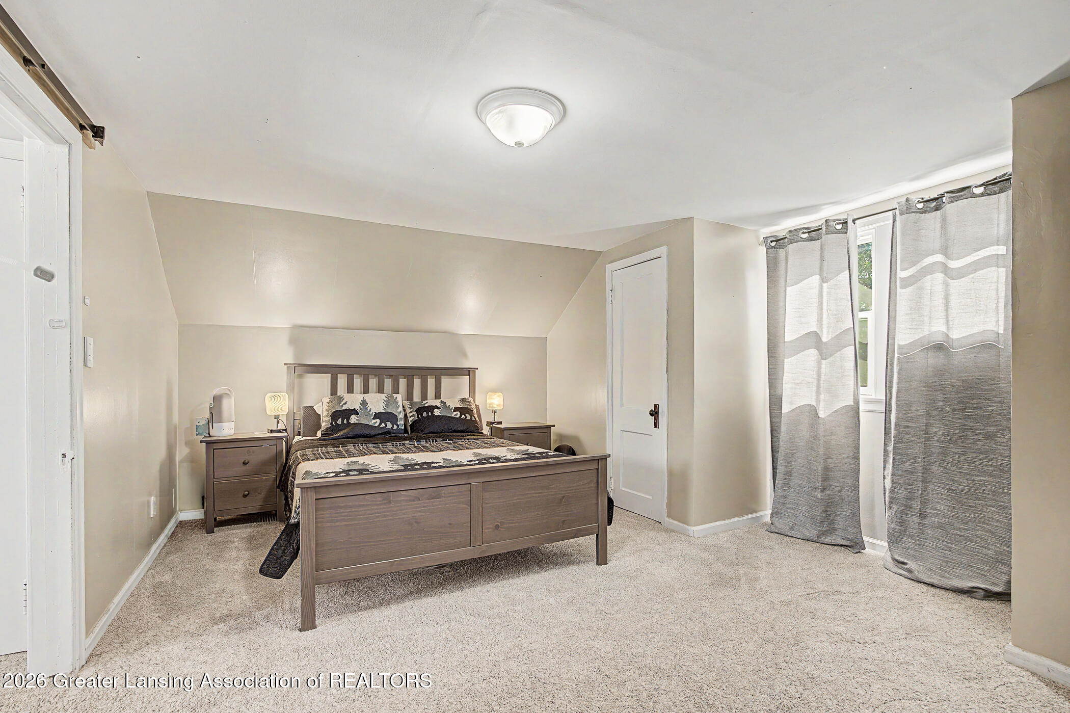 4610 Elizabeth Road Lansing, MI 48917 - Photo 27 of 38 Bedroom