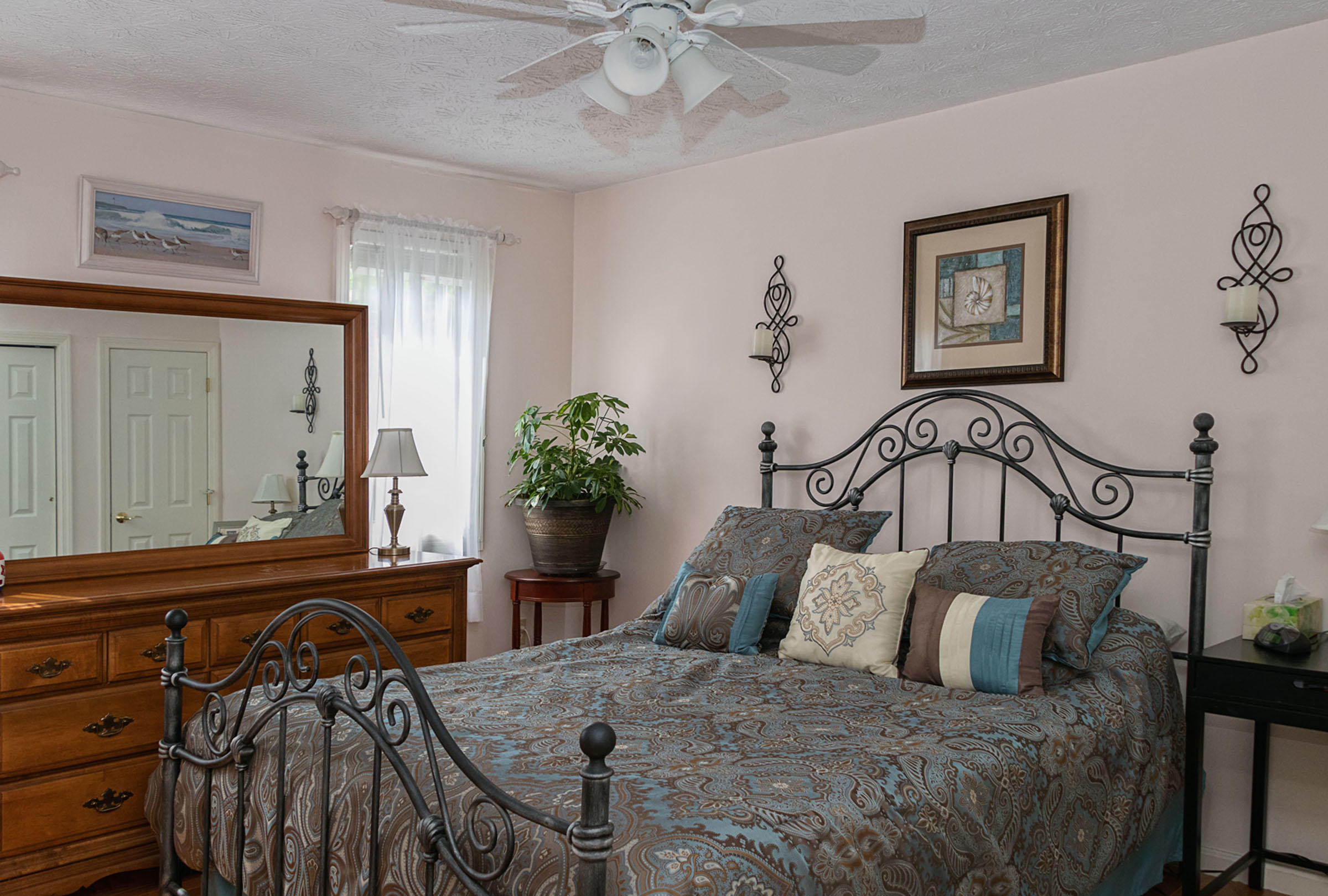 1372 Post Road, Unit 2D Wells, ME 04090 - Photo 13 of 25 Spacious Bedroom