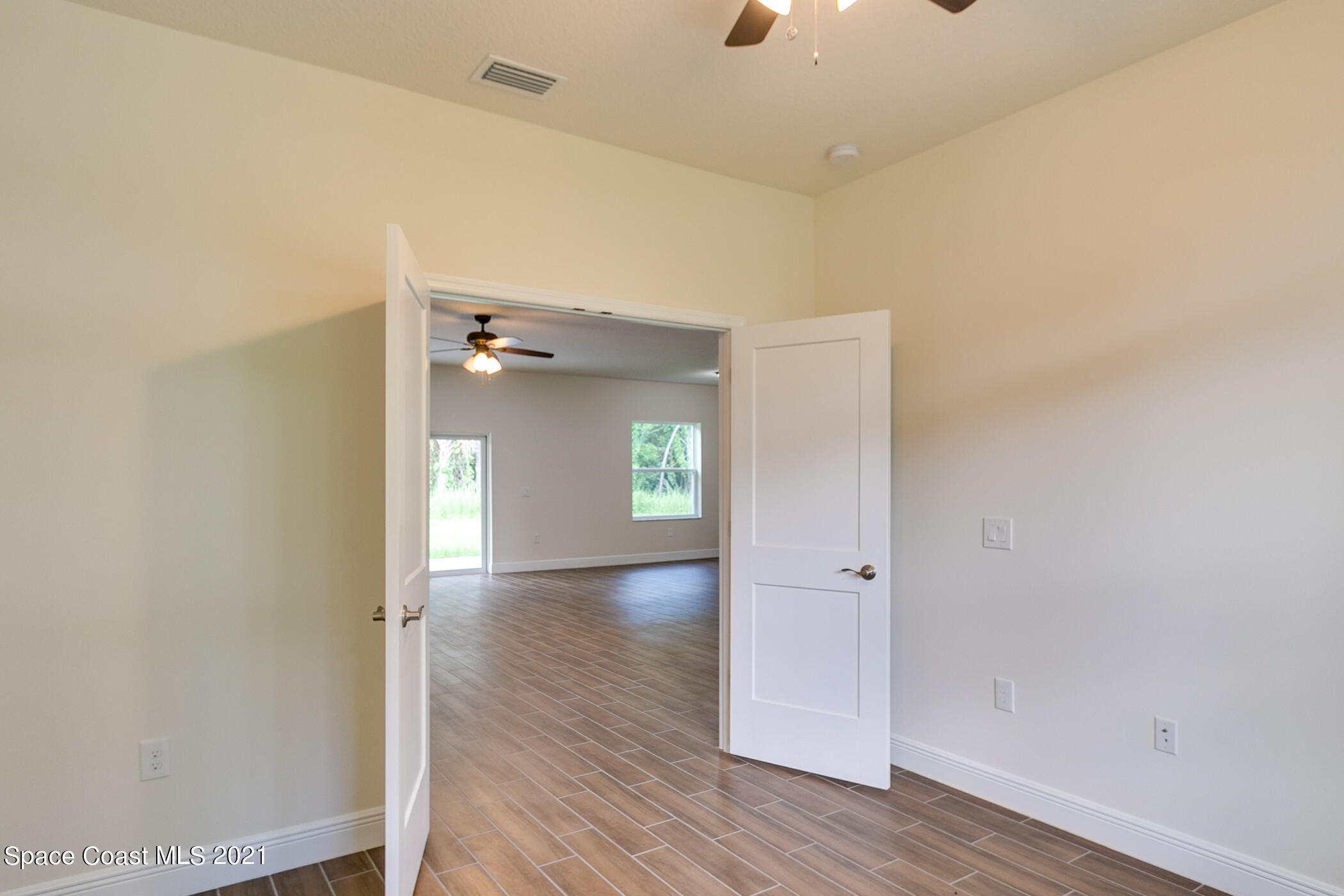 107 Labra Road, Unit 30 Palm Bay, FL 32908 - Photo 18 of 23 301-curry-ion-9883-(ZF-9728-65865-1-056)