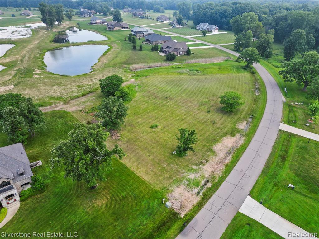 11572 Erin's Way Romeo, MI 48065 - Photo 22 of 24
