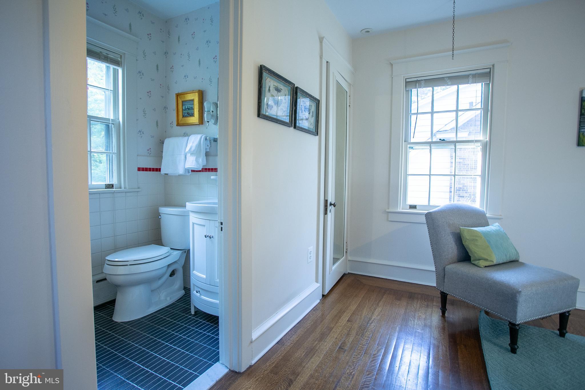 211 Hewett Road Wyncote, PA 19095 - Photo 18 of 31