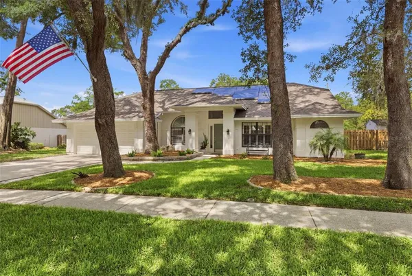 $549,999 | 1521 Waterwood Drive, Lutz, FL 33559