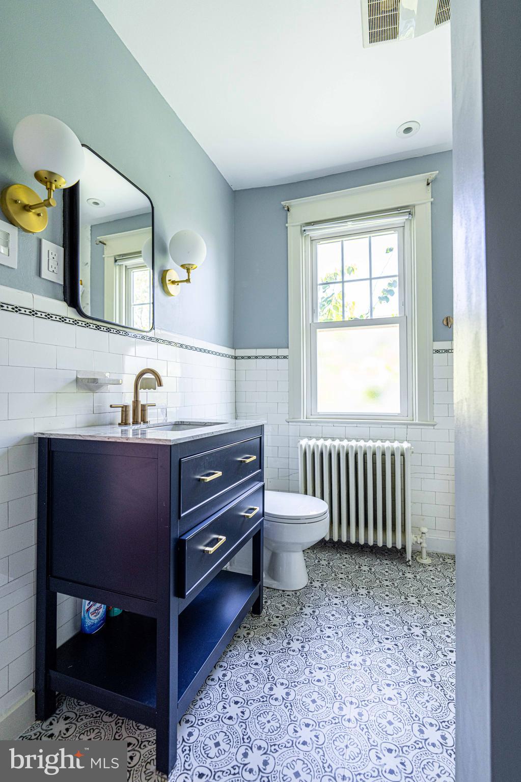 2114 East County Line Road Ardmore, PA 19003 - Photo 18 of 30 Hall bath