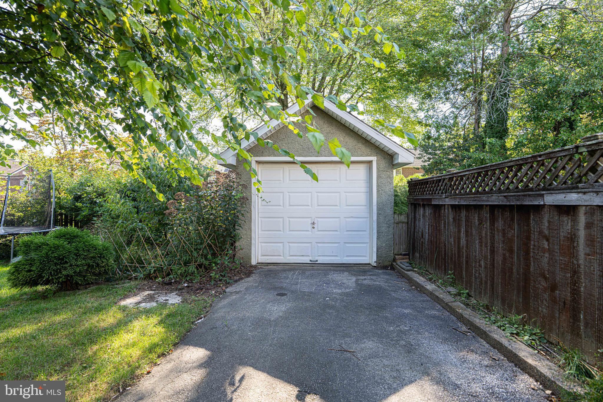 2114 East County Line Road Ardmore, PA 19003 - Photo 28 of 30 Detached garage