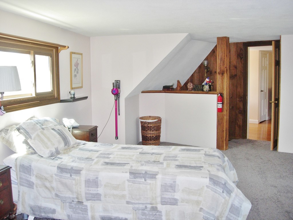 29 Adrian Avenue West Springfield, MA 01089 - Photo 18 of 29 Gallery Image 18