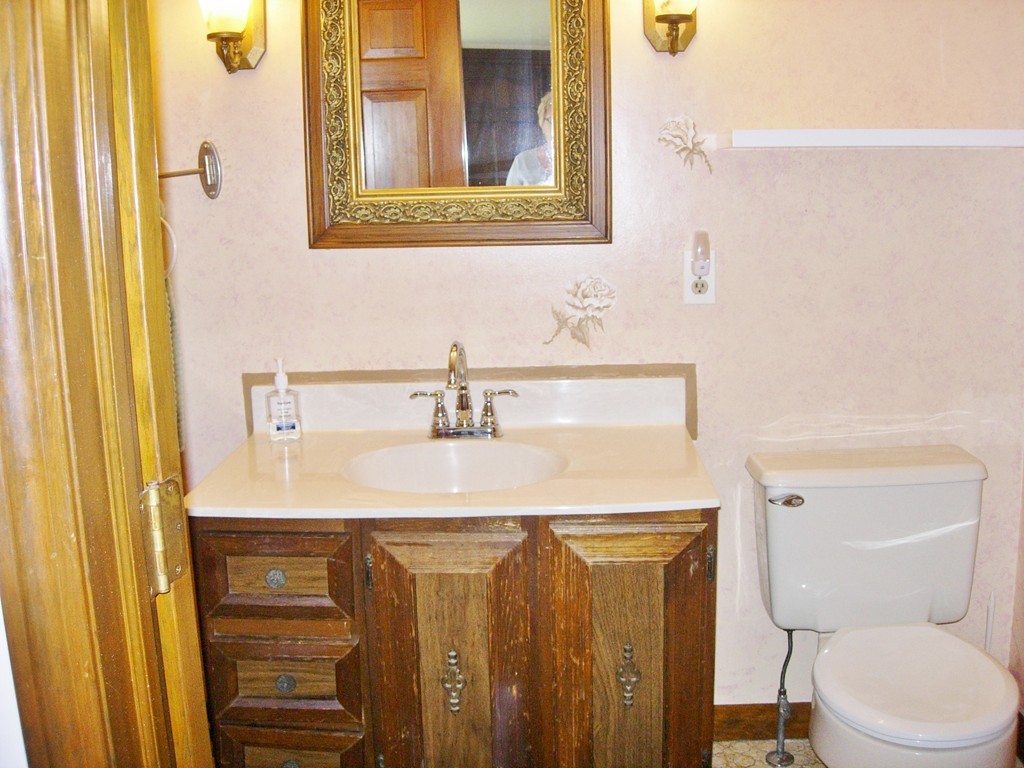 29 Adrian Avenue West Springfield, MA 01089 - Photo 22 of 29 Gallery Image 22