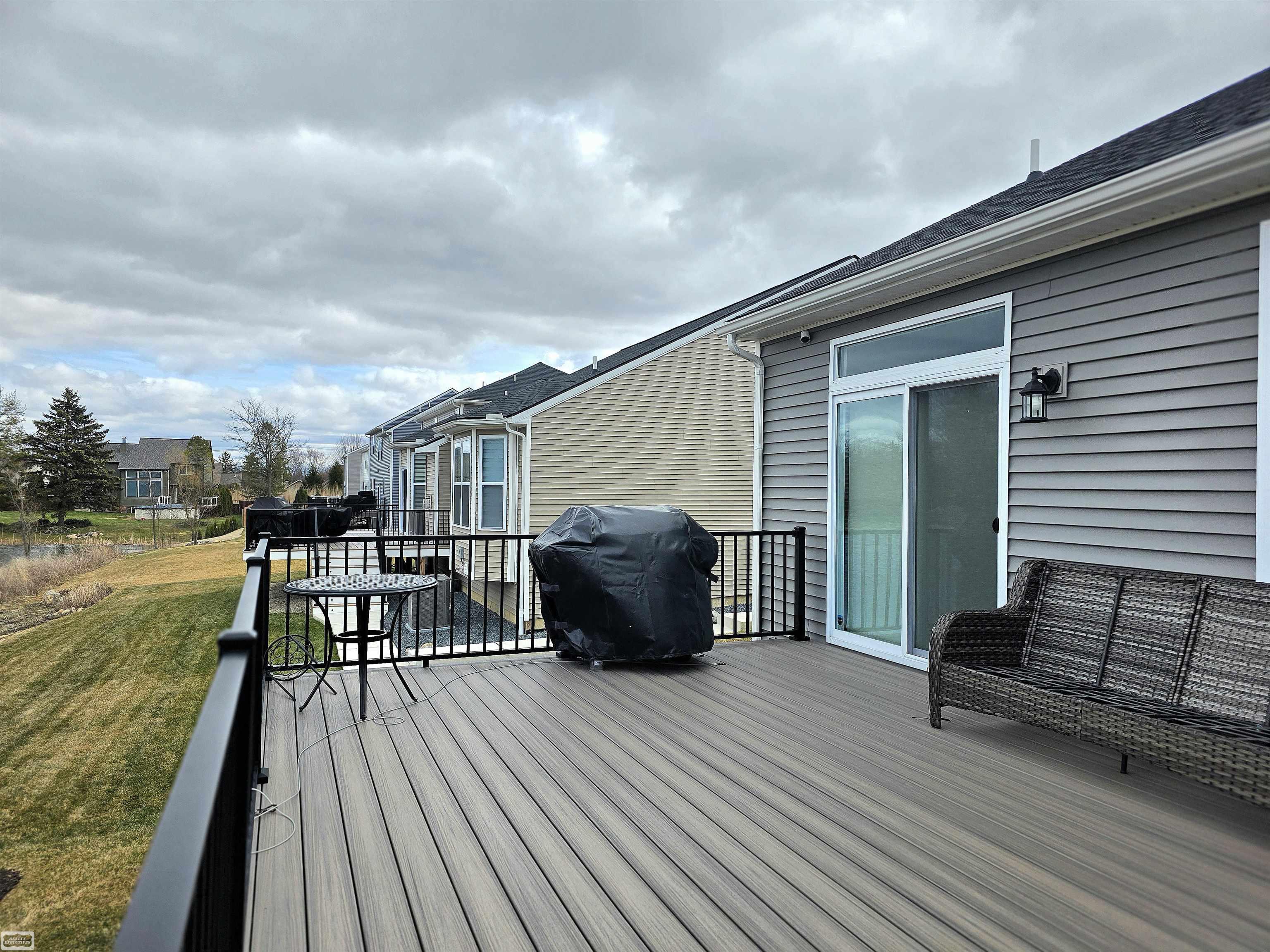 11903 Timber Court Romeo, MI 48065 - Photo 33 of 39 Trex Deck