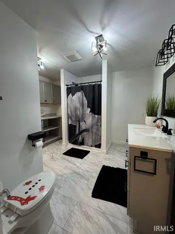 $369,900 | 706 Brett Cabel Road, Washington, IN 47501