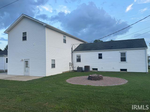 706 Brett Cabel Road Washington, IN 47501 - Photo 18 of 35