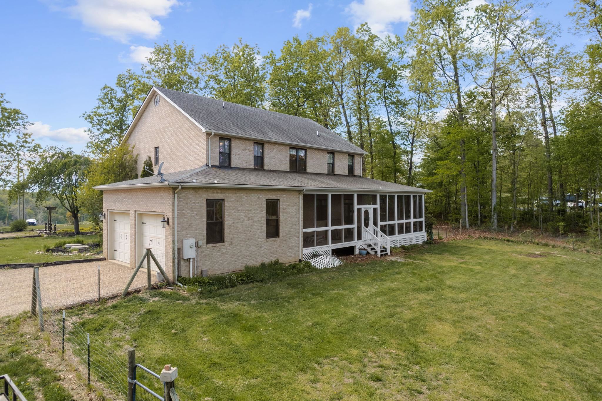 909 Goodrich Road Stanley, VA 22851 - Photo 4 of 52 Gallery Image 4