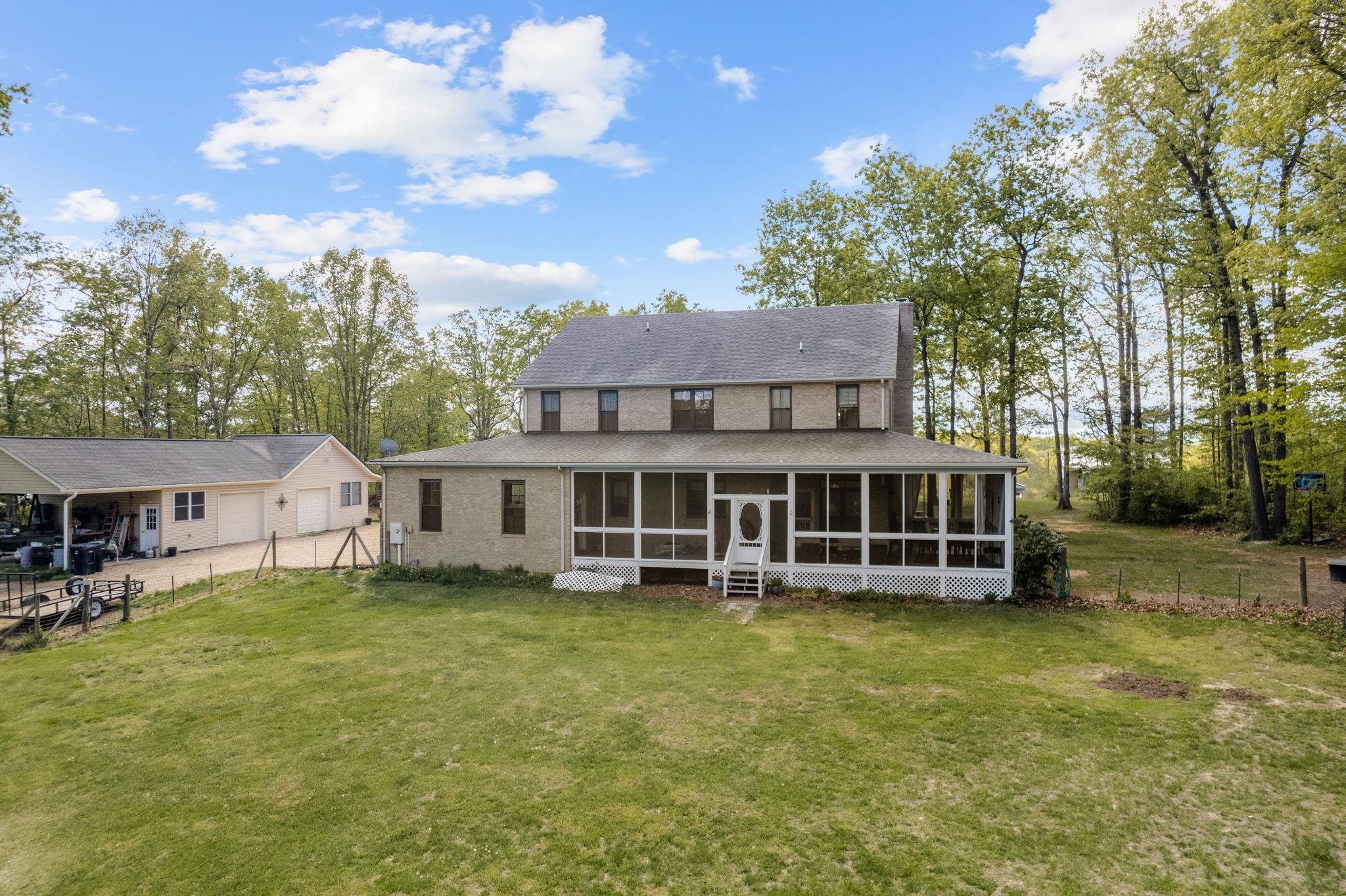 909 Goodrich Road Stanley, VA 22851 - Photo 5 of 52 Gallery Image 5