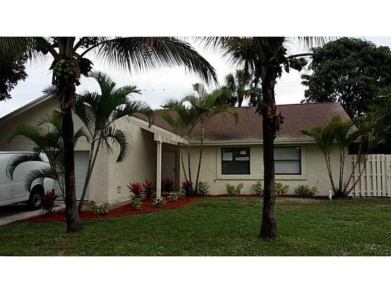 9889 Liberty Court Boca Raton, FL 33434 - Photo 1 of 25 Exterior Front