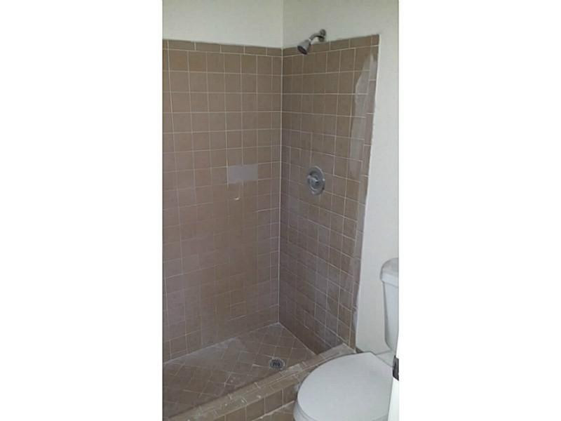 9889 Liberty Court Boca Raton, FL 33434 - Photo 14 of 25 Bathroom Master