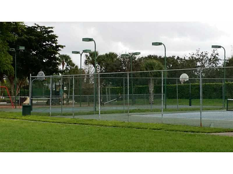 9889 Liberty Court Boca Raton, FL 33434 - Photo 24 of 25 Tennis Court