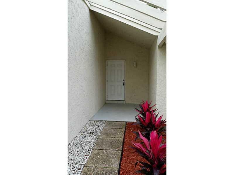 9889 Liberty Court Boca Raton, FL 33434 - Photo 3 of 25 Exterior Front