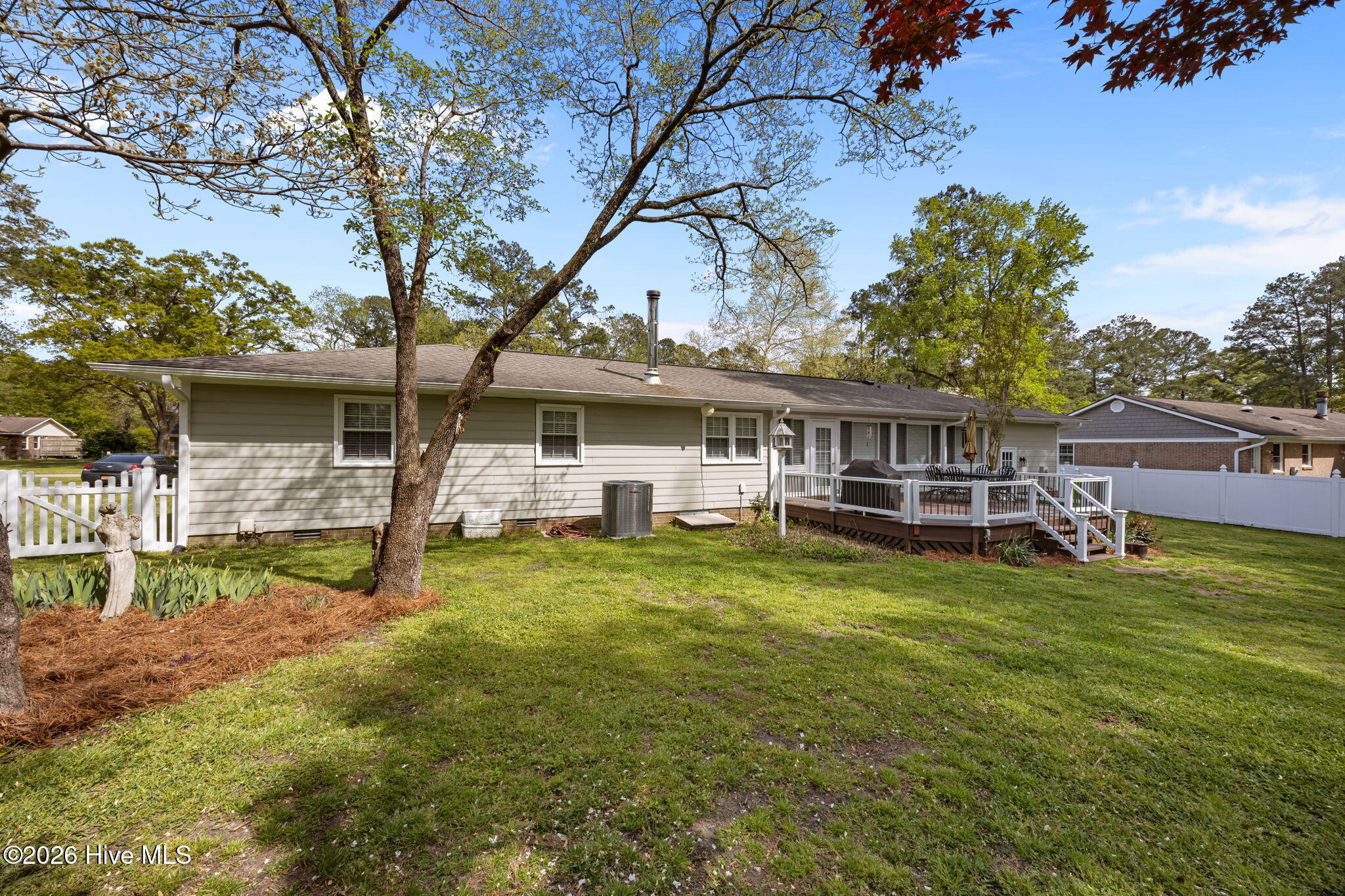 3020 Red Fox Road Trent Woods, NC 28562 - Photo 45 of 52 40-web-or-mls-0C0A9057