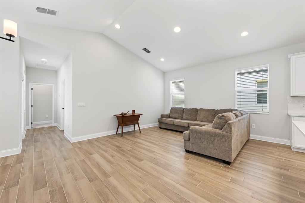 606 Dogfish Lane DeBary, FL 32713 - Photo 28 of 35