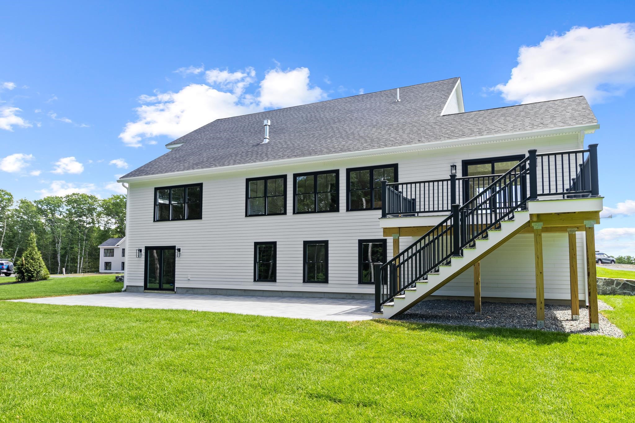 38 Signature Circle, Unit LOT 8 Exeter, NH 03833 - Photo 3 of 7