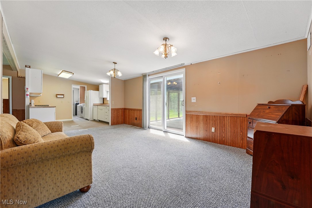 10544 Holcomb Road Newton Falls, OH 44444 - Photo 8 of 32