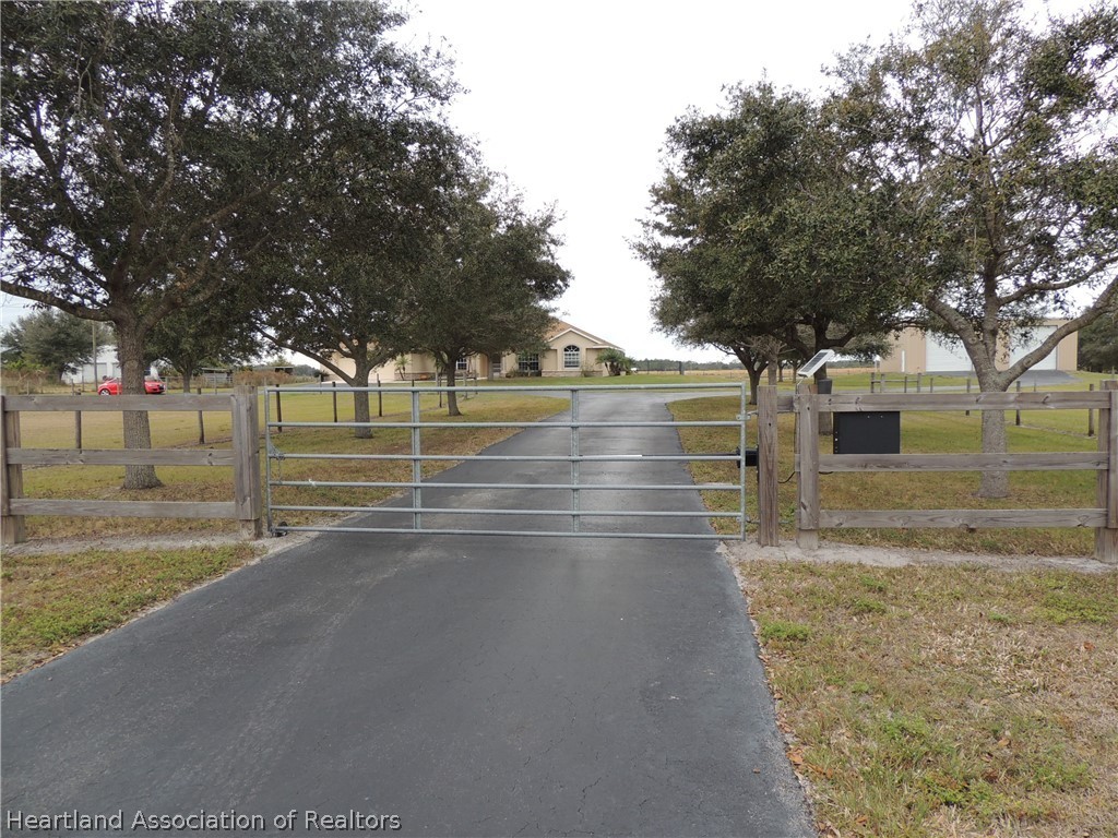 10419 Payne Road Sebring, FL 33875 - Photo 34 of 35 Gallery Image 34