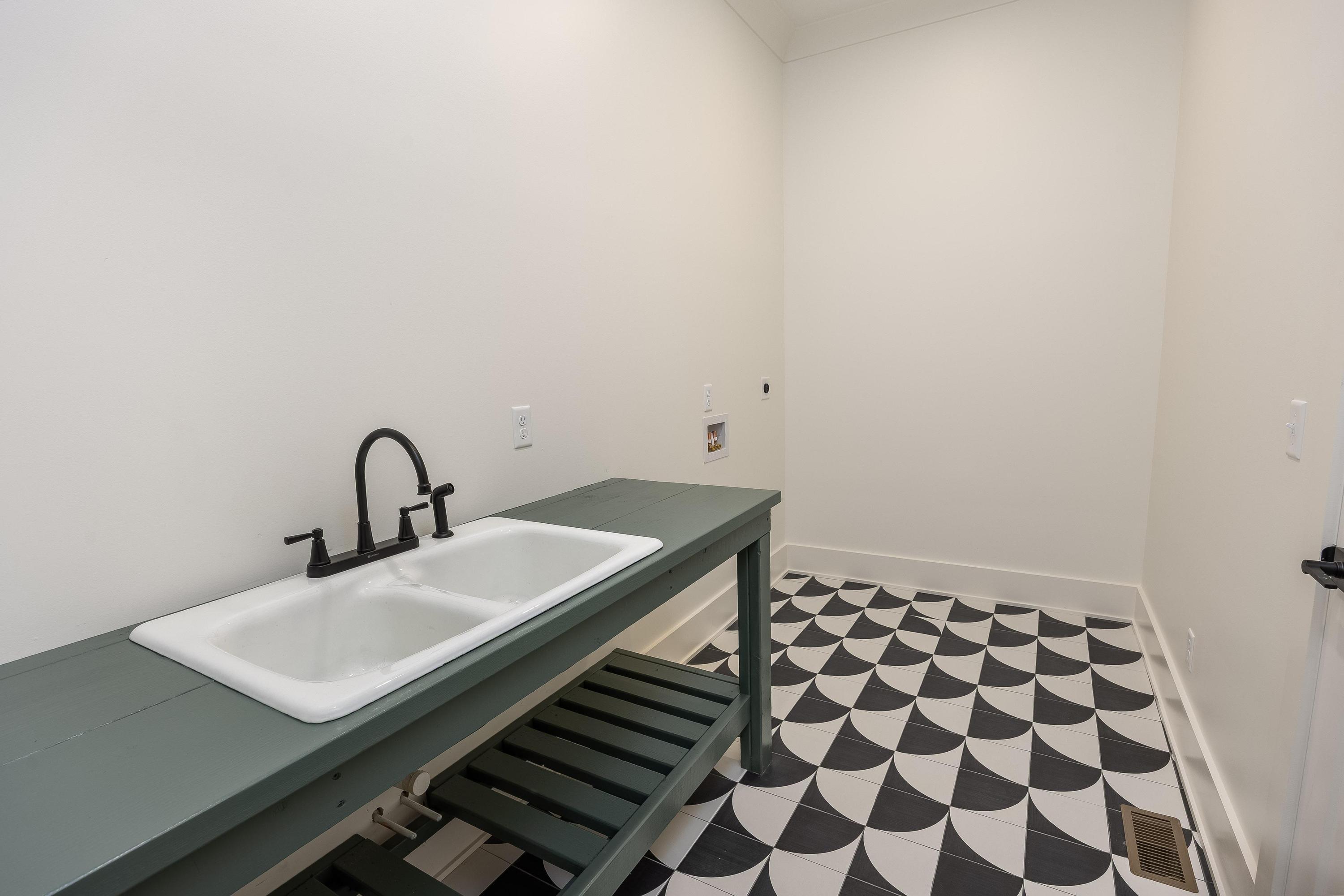 9751 Caseview Drive Harrison, TN 37341 - Photo 27 of 56 2025_10_October_9751_Caseview_Dr_0029