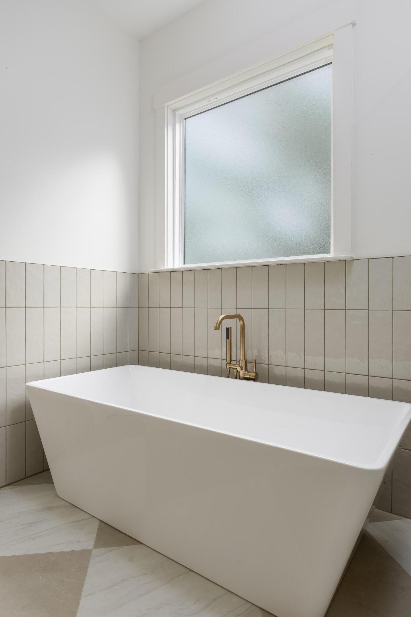 9751 Caseview Drive Harrison, TN 37341 - Photo 34 of 56 2025_10_October_9751_Caseview_Dr_0037