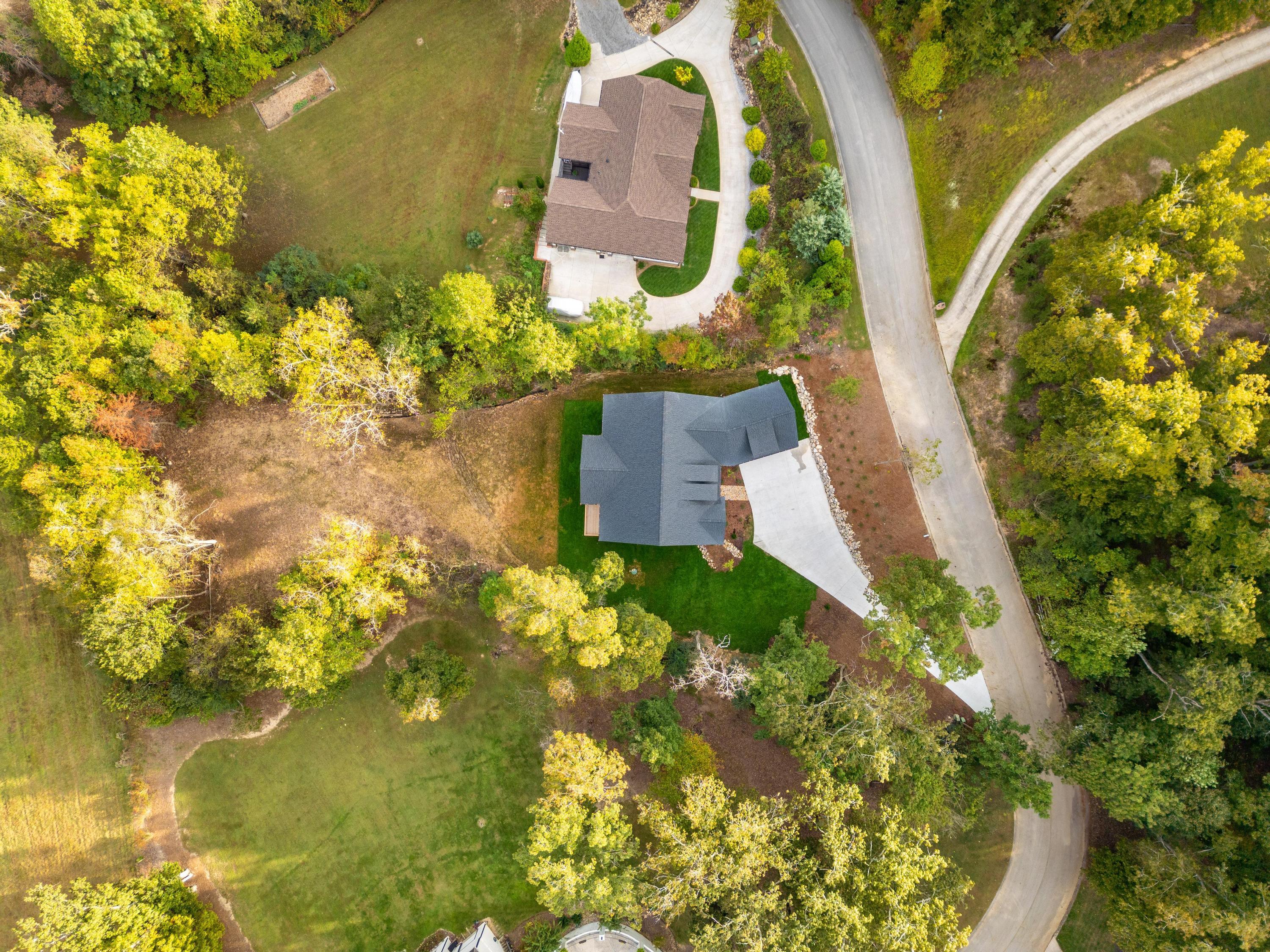 9751 Caseview Drive Harrison, TN 37341 - Photo 5 of 56 2025_10_October_9751_Caseview_Dr_0015