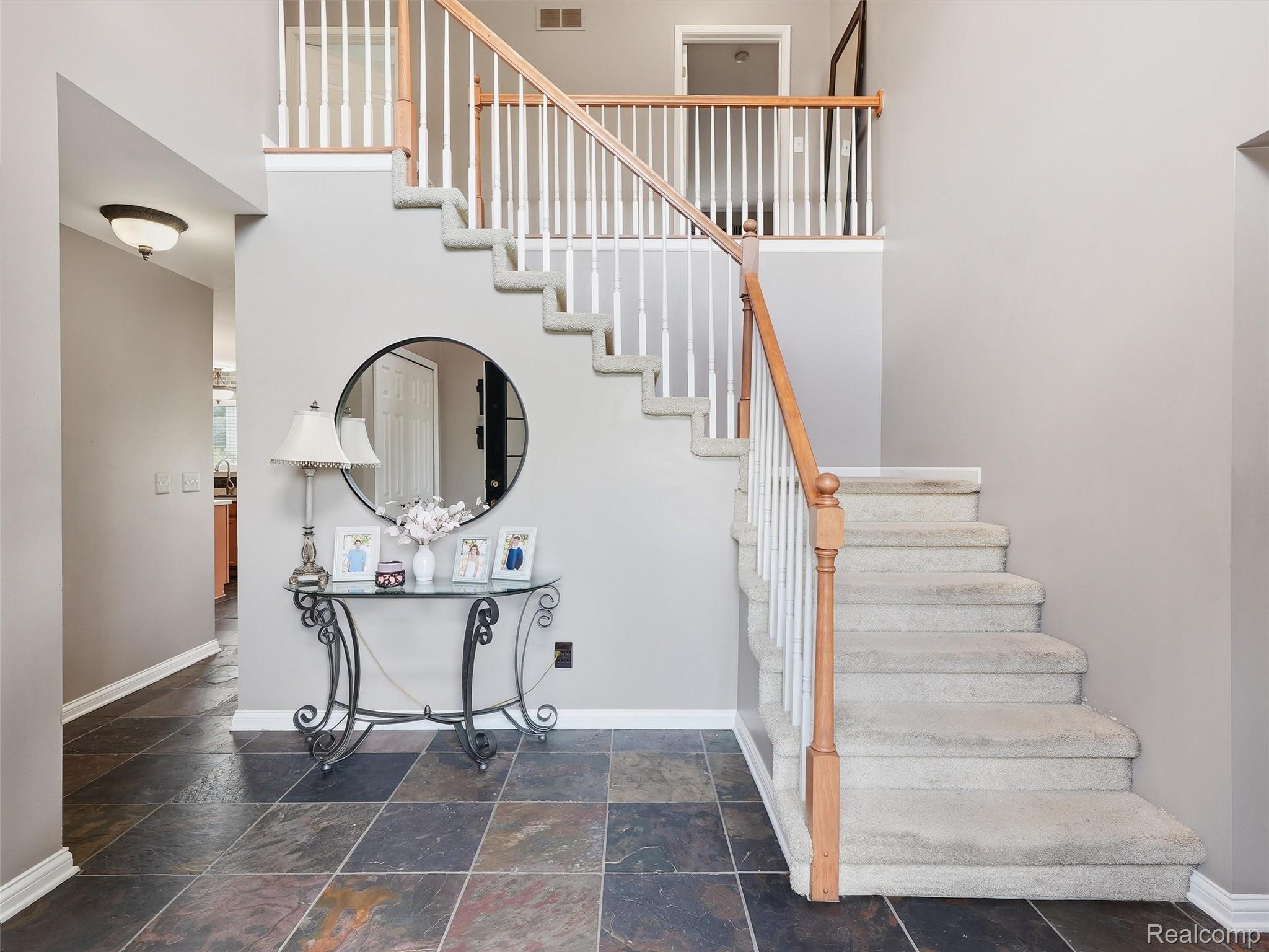 23621 Crescent Ridge Drive New Boston, MI 48164 - Photo 3 of 45 37-DSC09968.jpg