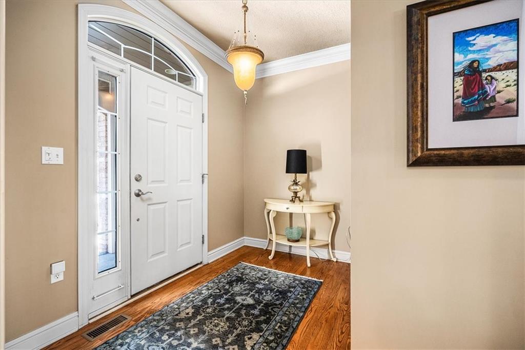 93 Shenot Road Wexford, PA 15090 - Photo 3 of 32 Gallery Image 3