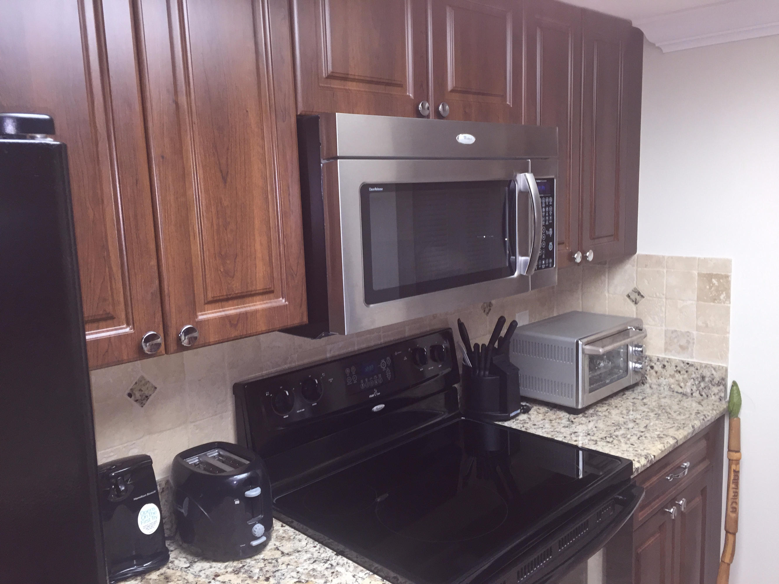 4267 Wood Ride Road, Unit B Boynton Beach, FL 33436 - Photo 14 of 34 Kitchen