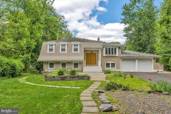 $6,500 | 26 Forest Hill Drive, Cherry Hill, NJ 08003