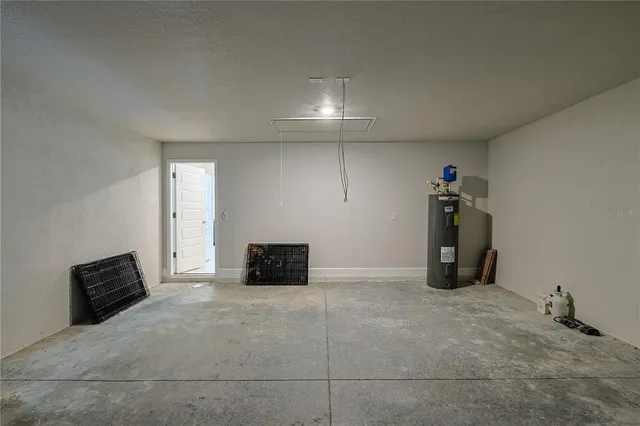 a view of a livingroom with furniture