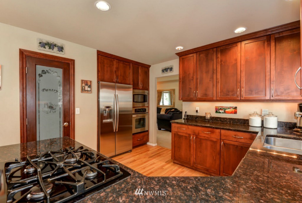 28811 Northeast 10th Street Carnation, WA 98014 - Photo 16 of 25
