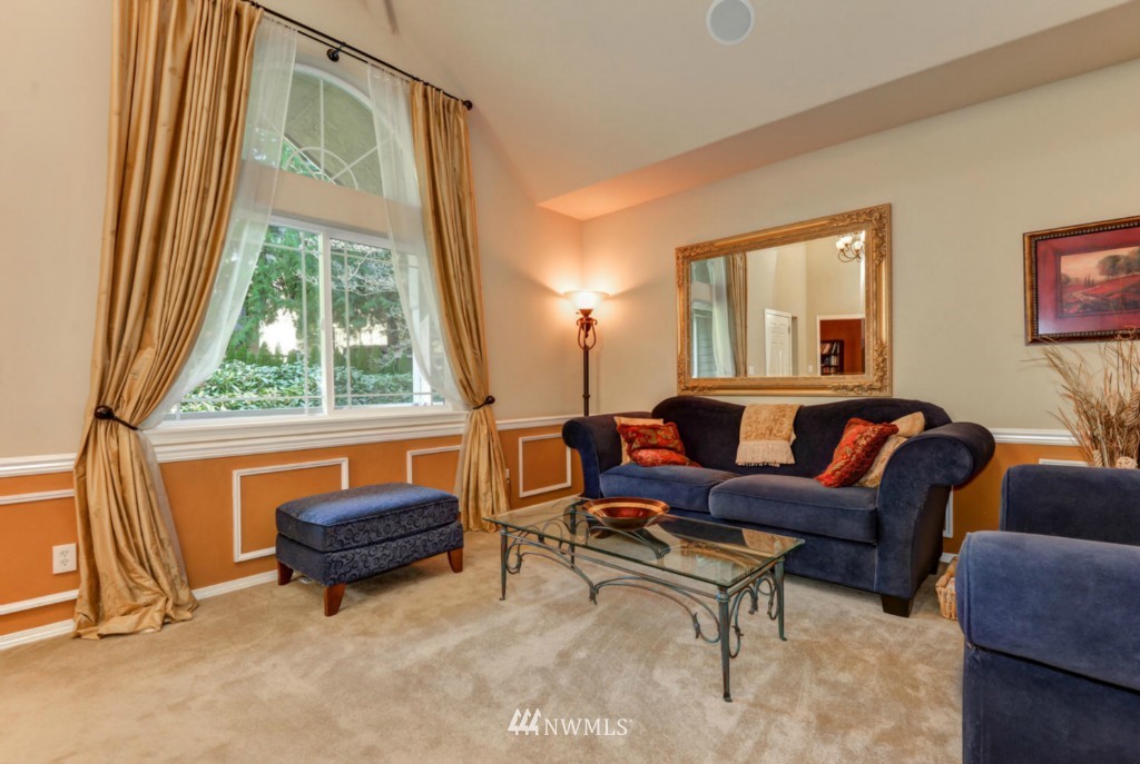 28811 Northeast 10th Street Carnation, WA 98014 - Photo 3 of 25
