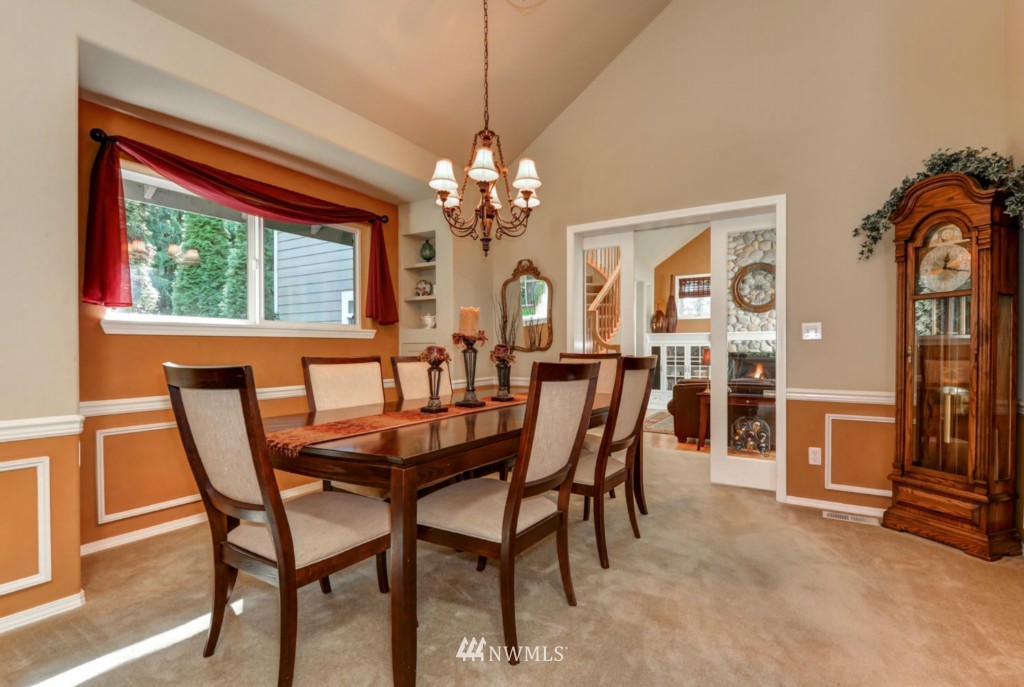 28811 Northeast 10th Street Carnation, WA 98014 - Photo 4 of 25