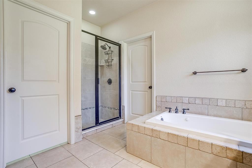 8027 Ravenswood Road Granbury, TX 76049 - Photo 11 of 21