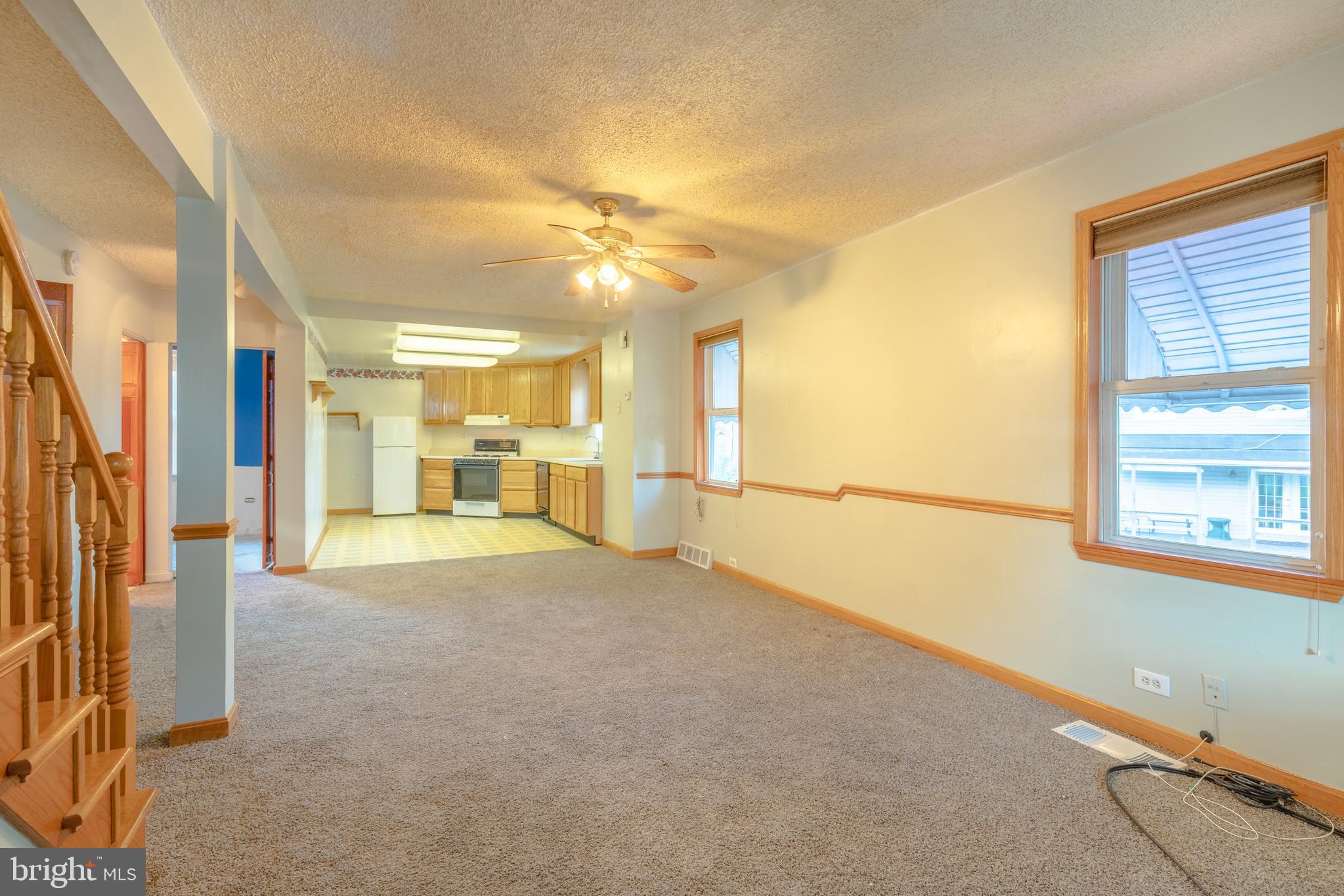 6920 Homeway Baltimore, MD 21222 - Photo 5 of 11