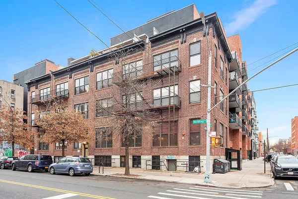 $7,500 | 234 North 9th Street, Unit 3B | Williamsburg